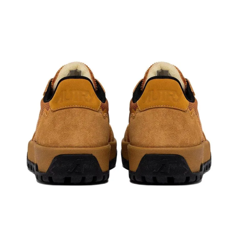 AUTRY Wildpace Slip Resistant Low Top Skateboard Shoes Men's Yellow Brown-4