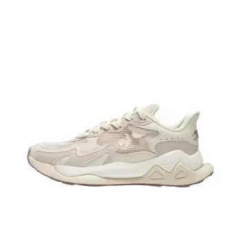 Le Coq Sportif Slip Resistant, Abrasion Resistant, Breathable, Lightweight Low Top Casual Shoes Women's Beige