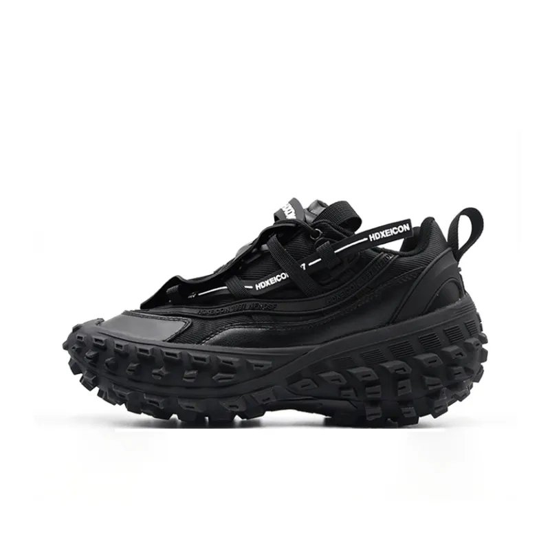 Hong Kong Meng Chunky Sneakers Unisex Low Top Black-1