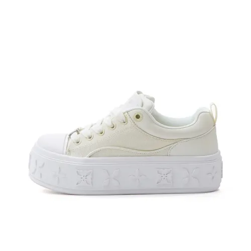 TRAPAR WAVES Low Top Canvas Shoes Women's White