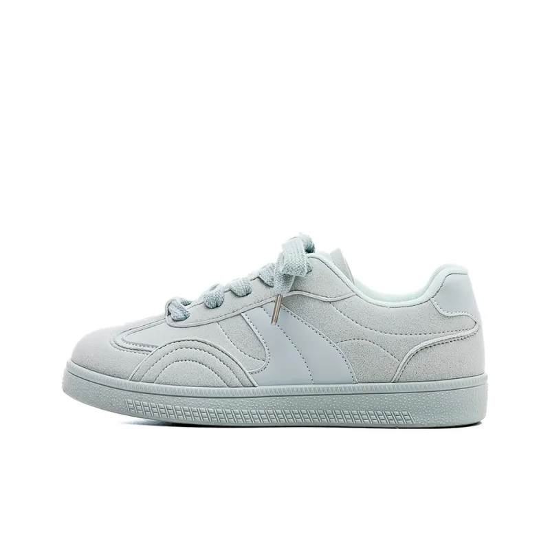 RENBEN Wear Resistant Support Height Increasing Low Top Skateboard Shoes Women's-0