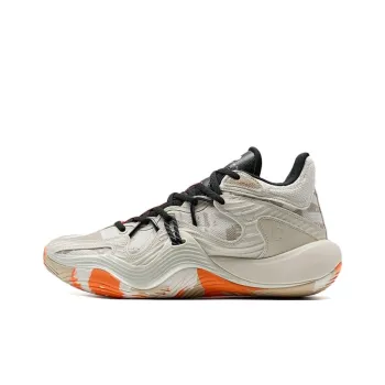 XTEP Chain Battle 3 Lightweight Warm Coverage Mid Top Basketball Shoes Men's Beige