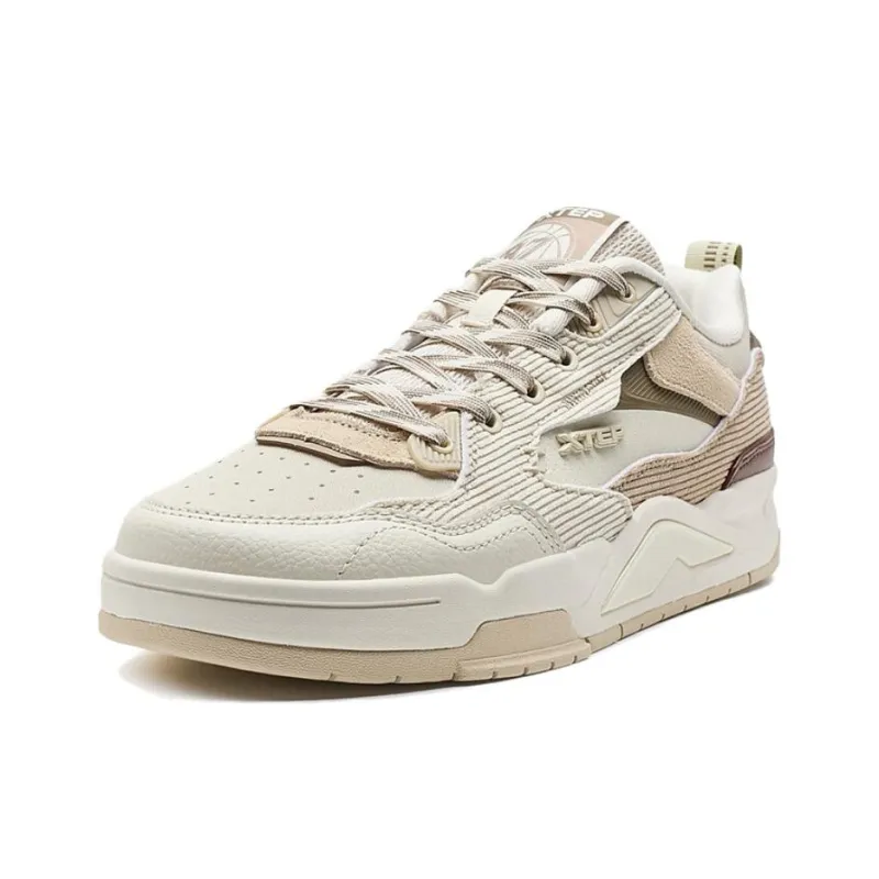 XTEP New Light Warm And Lightweight Low Top Skateboard Shoes Men's Beige Brown-1