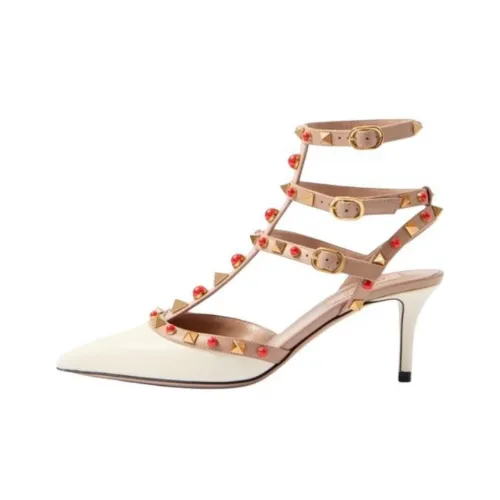 Valentino Garavani Rockstud Pointed Top Pumps