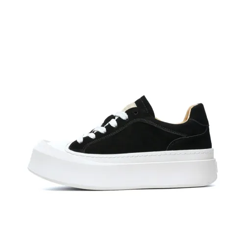 Motion Armor Slip Resistant Low Top Casual Shoes Men's Suede Black