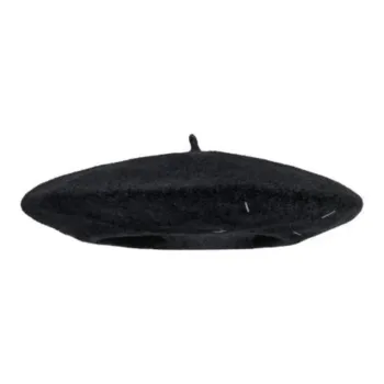 Maison Margiela Four Stitch Logo Knitted Beret
