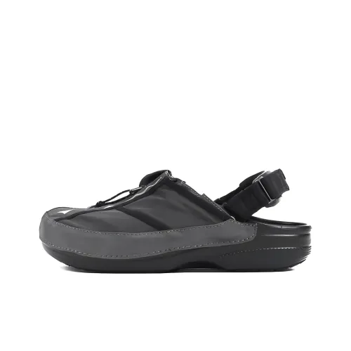Crocs sarà sempre crocs