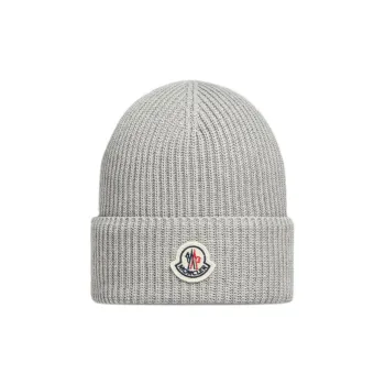 Moncler Logo Patch Knitted Beanie