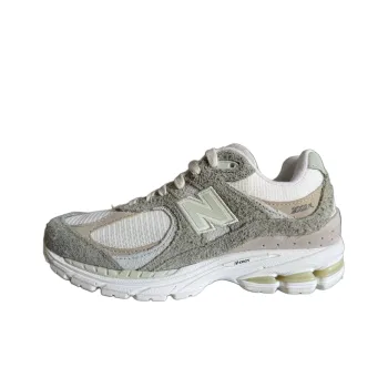 New Balance NB 2002R Anti Slip Wear Resistant Low Top Casual Running Shoes Unisex White Green Loose Fit