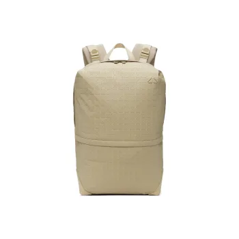 ISSEY MIYAKE Kuro Cotton Backpack Men's Light Camel