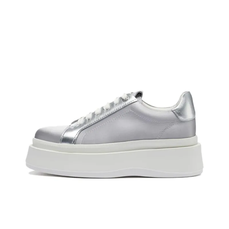 Le Saunda Breathable Height Increasing Low-Top Skateboard Shoes Women's-3