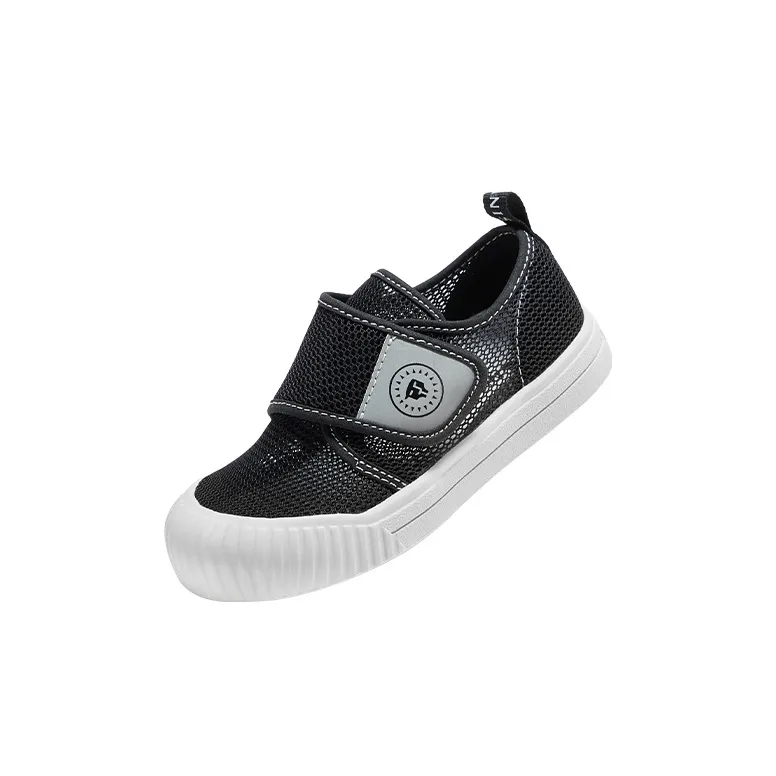 TARANIS Breathable Anti Slip And Wear Resistant Low Top Kids' Skateboarding Shoes Black Children Aged 3 7 Years Old-1