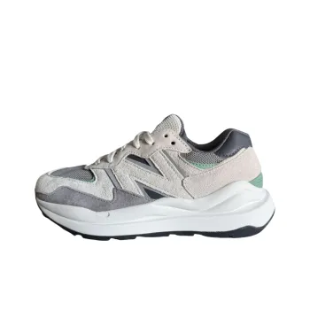 New Balance NB 5740 Non slip Lightweight Low Top Casual Running Shoes Unisex Gray White Loose Fit