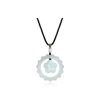 Tang Zhi Serpentine Jade Necklaces Unisex