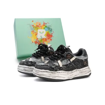 RELAXURSELF Anti Slip And Wear Resistant Height Increasing Low Top Skateboard Shoes Unisex Gift Box Set