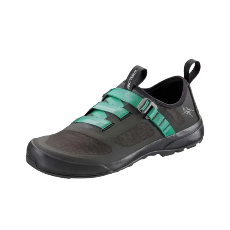 Arcteryx Arakys Anti-Slip Wear-Resistant Low-Top Hiking Shoes Women's Black Green-0