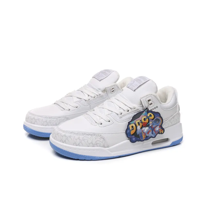DD&OO Coverage Slip Resistant Waterproof Low Top Skateboard Shoes Unisex White Blue-44