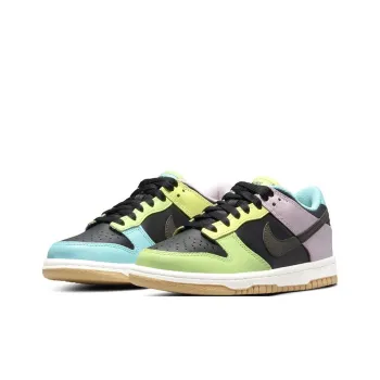 Nike Dunk Low SE Free.99 Black GS