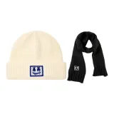 White Beanie+Black Scarf