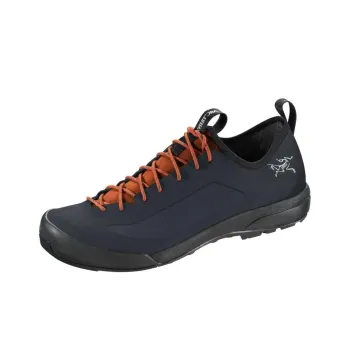 Arcteryx Anti-Slip Wear-Resistant Low-Top Trekking Shoes Men's Black Orange