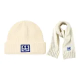 White Beanie+White Scarf
