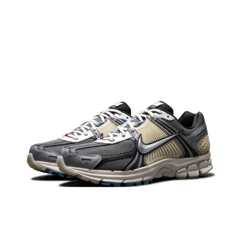 Nike Zoom Vomero 5 Cheung Ka Long Don't Lose Your Way-2