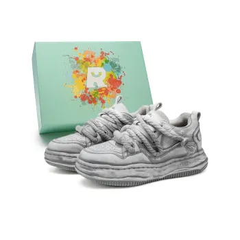 RELAXURSELF Abrasion Resistant Slip Resistant Low Top Skateboard Shoes Unisex