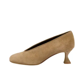 MOSCHINO Round Toe Pumps