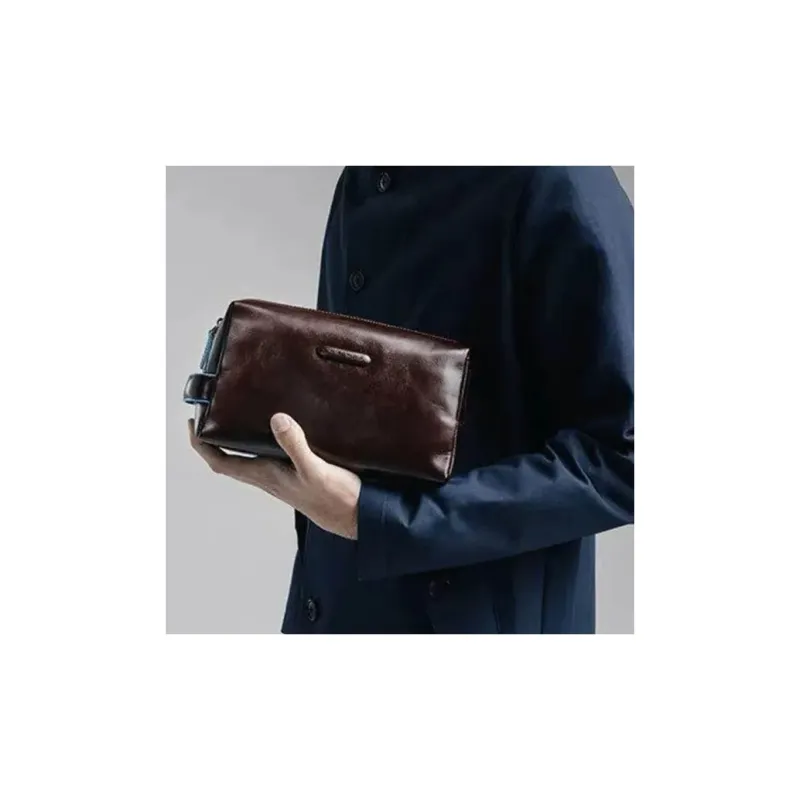PIQUADRO Leather Clutch, Makeup Bag, Toiletry Bag Regular Unisex Chestnut-3