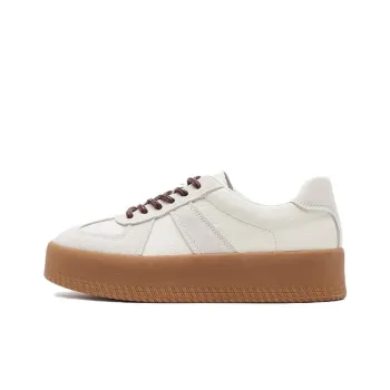 Staccato Thick Milk Platform Sole Low Top Skateboard Shoes Women's White