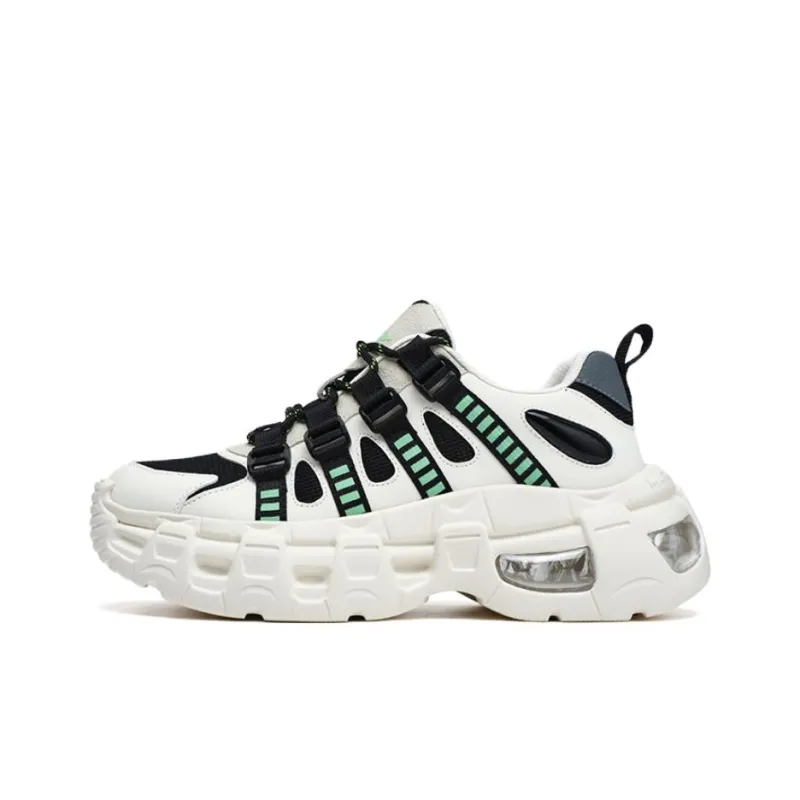 FAIRWHALE Low-Top Chunky Sneakers-14