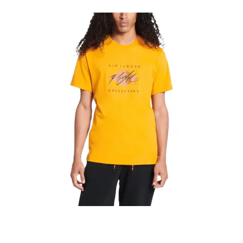 JORDAN Flight Essentials T Shirts Men Yellow