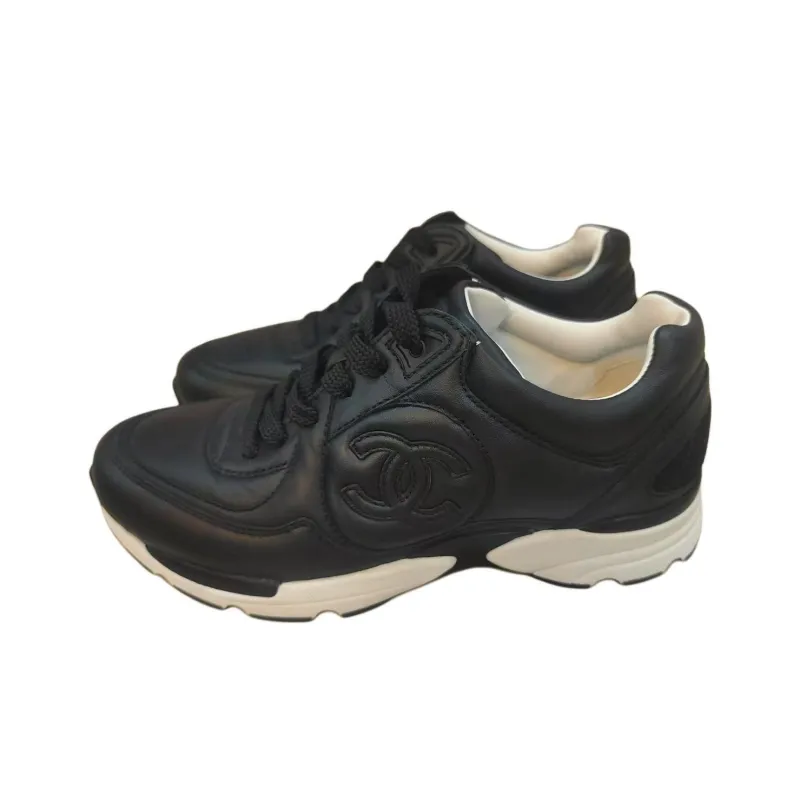 CHANEL Low Top Casual Shoes Women's Black-1