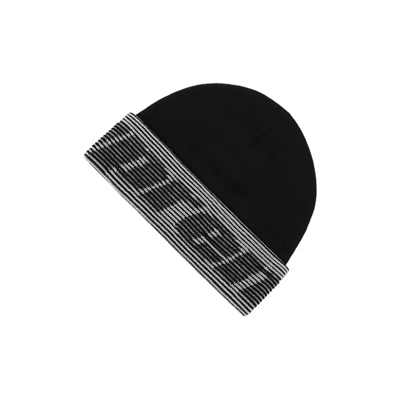 Supreme Reflective Jacquard Beanie-1