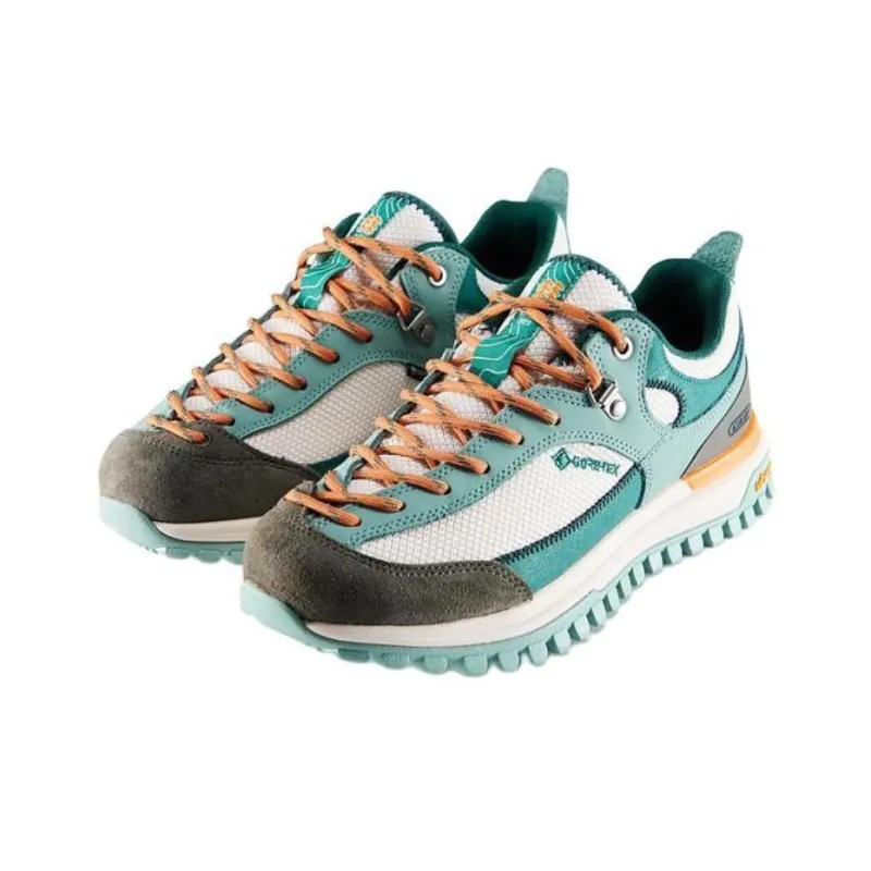 KOLON SPORT Camp Anti Slip Wear Resistant Low Top Hiking Shoes Unisex Green-1