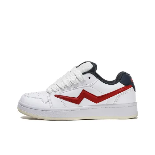 FERW Dual Realm Heartbeat Slip Resistant Breathable Low Top Skateboard Shoes Unisex Red Blue Mismatched
