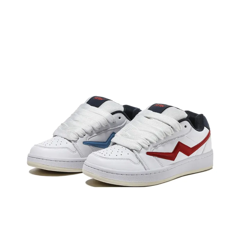 FERW Dual Realm Heartbeat Slip Resistant Breathable Low Top Skateboard Shoes Unisex Red Blue Mismatched-1