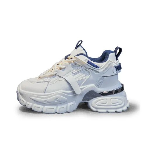 A Poinsettia Princess Low Top Chunky Sneakers Women's