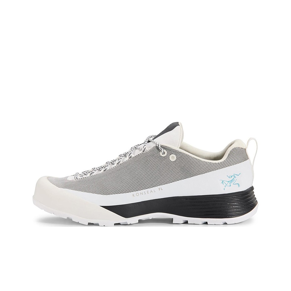スニーカー Arc'teryx Sneakers & Slip-On White Arcteryx White Trendy Sneakers Casual Shoes on Sale
