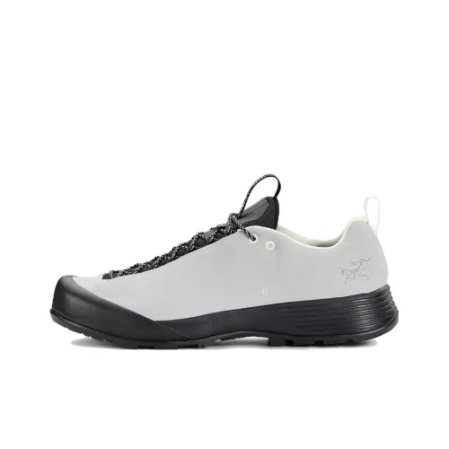 Arcteryx Konseal FL 2 Anti Slip Wear Resistant Low Top Hiking Shoes Men's Black White