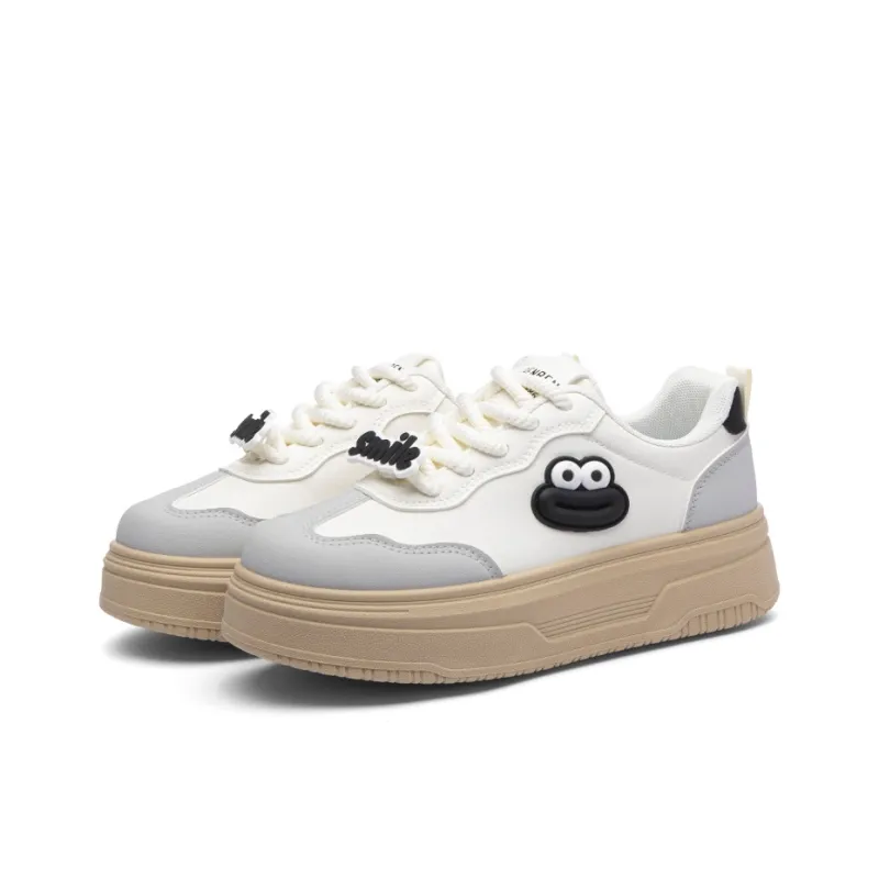 RENBEN Wear Resistant Lightweight Height Increasing Low Top Skateboard Shoes Women's Beige Black-1
