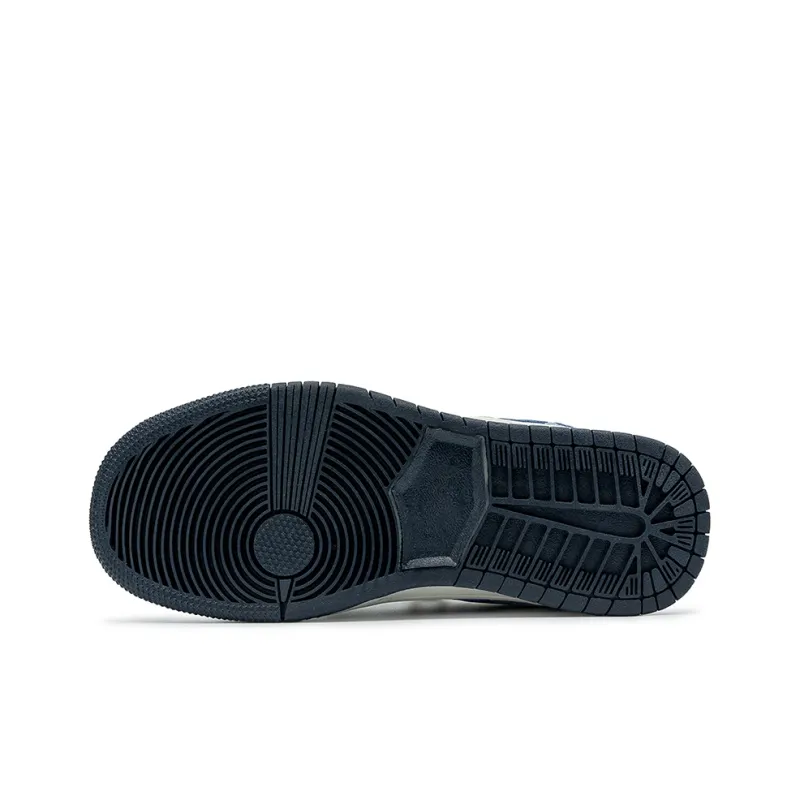 Medd Non-slip Lightweight Low-Top Skateboard Shoes Unisex Box-22