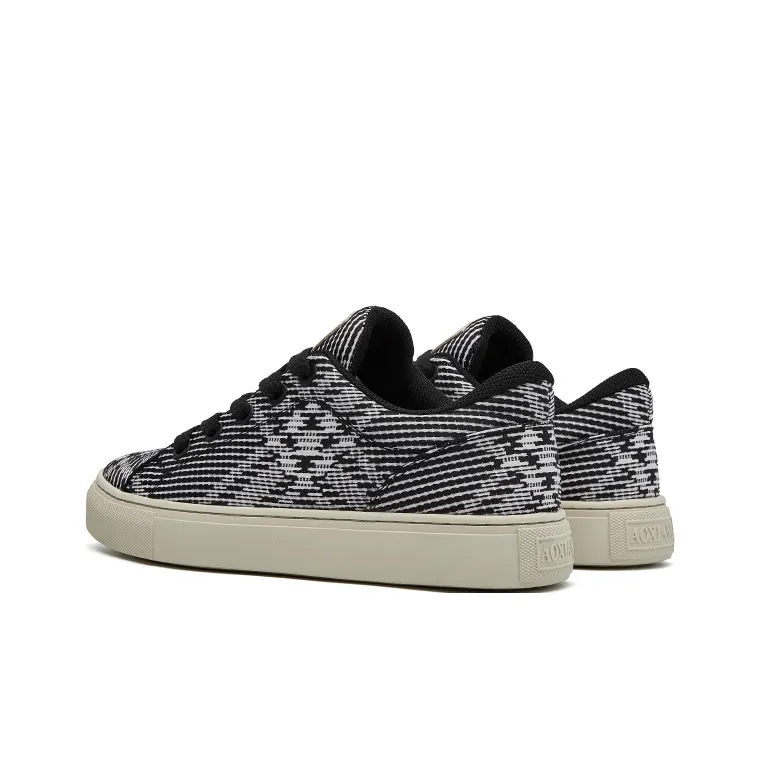 Oak Elephant Low-Top Skateboard Shoes Men's-8
