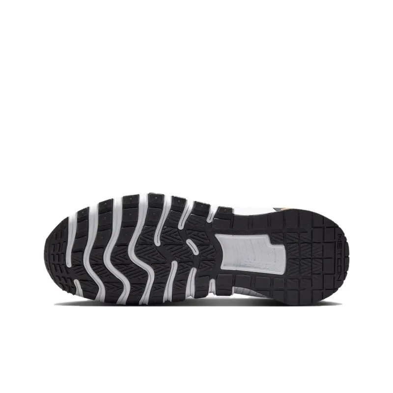 Nike Free Metcon 6 Apricot Agate White Black-5