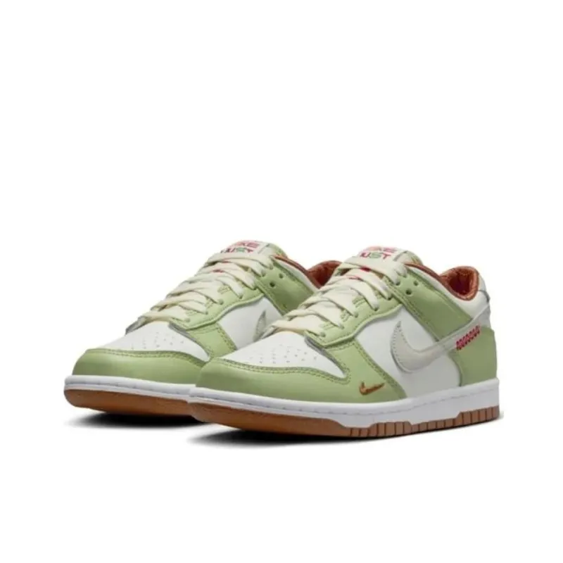 Nike Dunk Anti-Slip Wear-Resistant Low-Top Skateboard Shoes Women's Green White-2