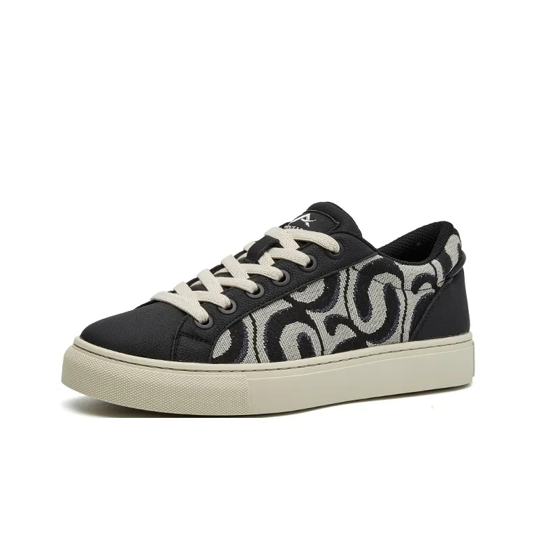 Oak Elephant Coverage Low Top Skateboard Shoes Men's Black-1