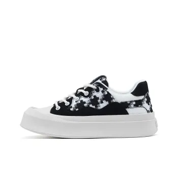 JOSINY Cushioned Wear Resistant Lightweight Height Increasing Low Top Skateboard Shoes Men's Black