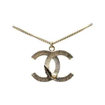CHANEL 2013 Plated Cc Crystal Leaf Pendant Necklace Costume Necklace