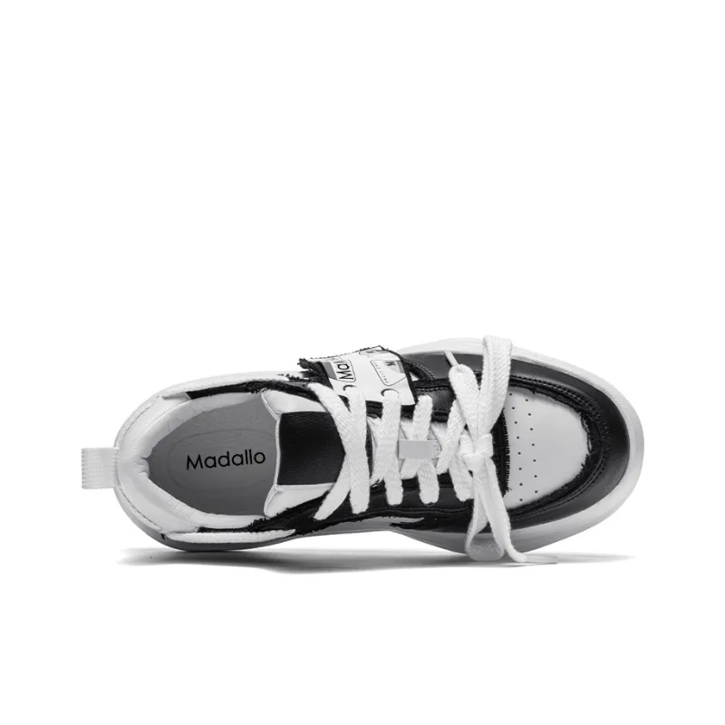 MADALLO Rocking Collection Skateboard Shoes Men Low Top Black/White-4