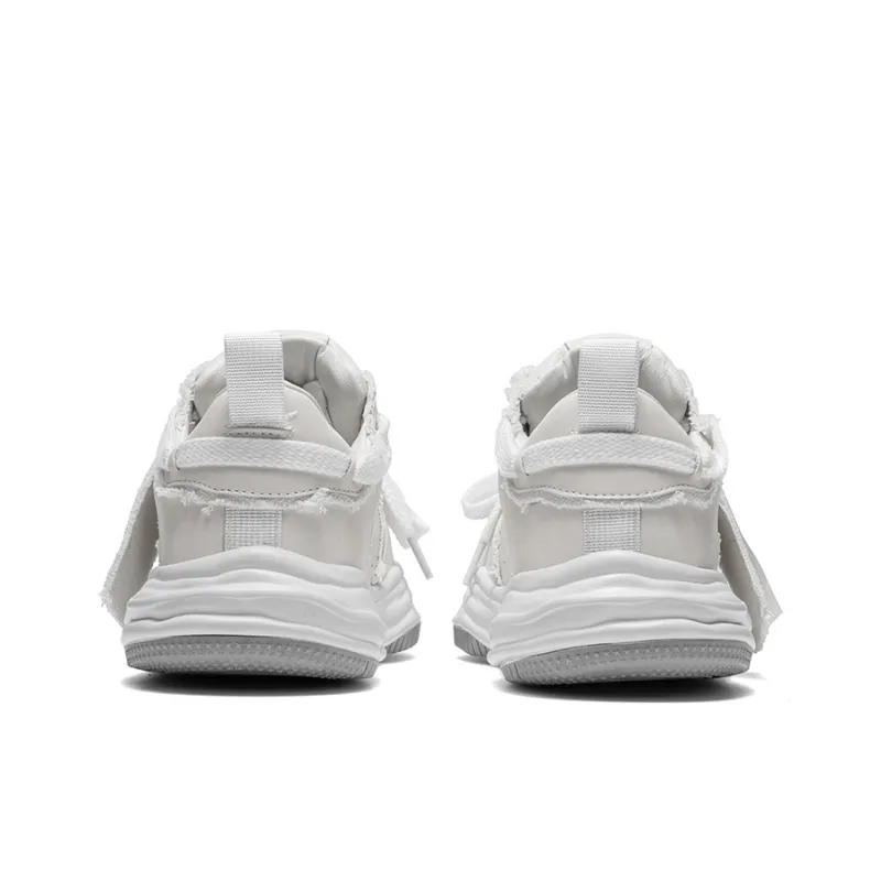 MADALLO Rocking Collection Fashion Dissolve Shoes Thermal Slip Resistant Low Top Skateboard Shoes Women's White-3